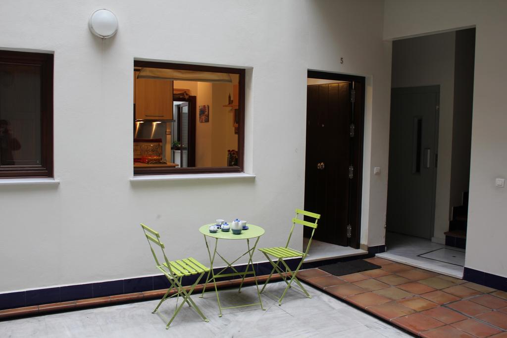 Apartamento Centro Plaza Salvador, Wifi Free& Parking Opcional Sevilla Kültér fotó